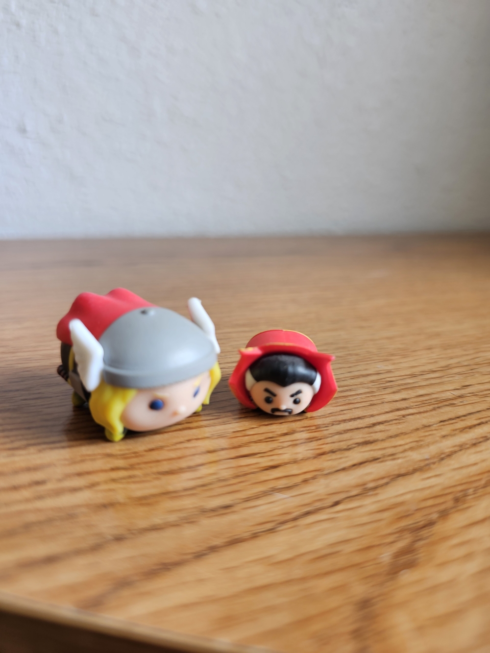 4/$10 Marvel Tsum Tsum Mini Figure Set  Thor & Doctor Strange 1 Inch .5